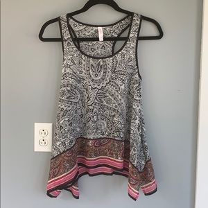 Racer back handkerchief Print tank